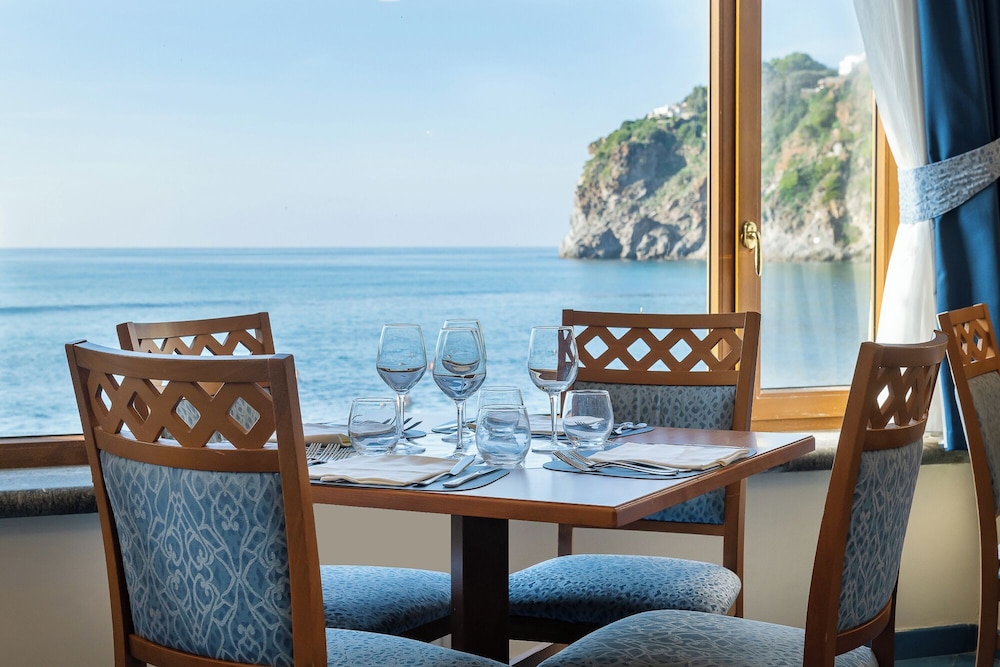 Hotel Tritone Resort And Spa 53/78