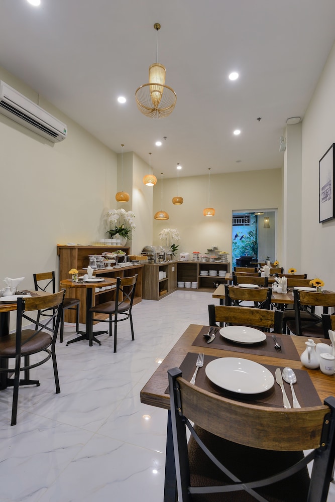 Akoya Saigon Central Hotel 31/37