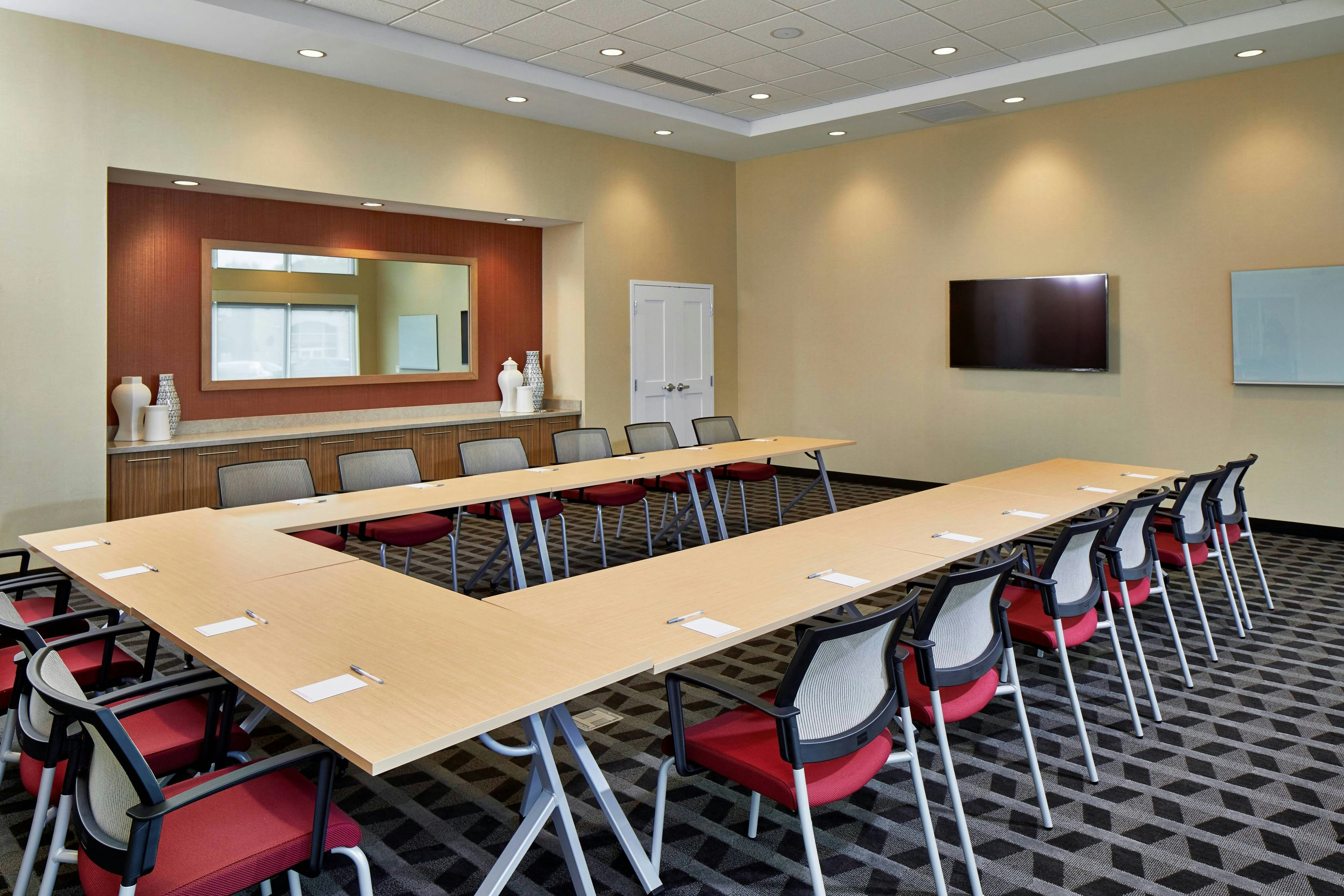 TownePlace Suites by Marriott Columbus North - OSU 12/16