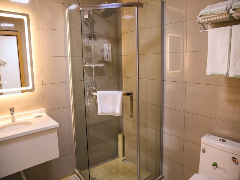 GreenTree Inn Nanjing Zhongshan Mausoleum Scenic Area Zhongling Street Subway Station Express Hotel 21/22
