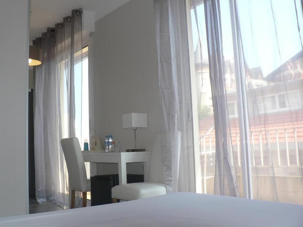 Brit Hotel Marbella 16/63