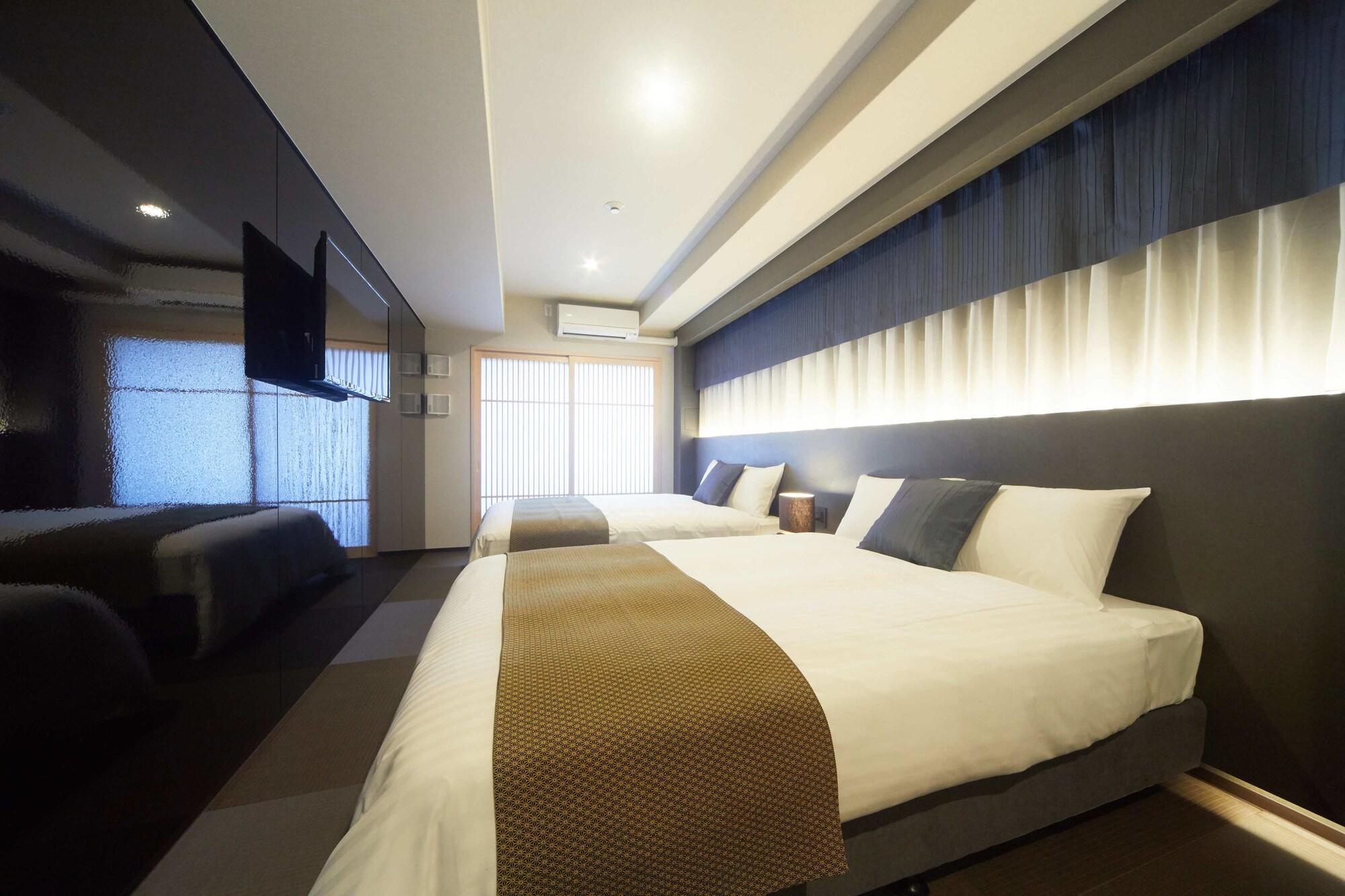 Theater, Deluxe, Twin Beds