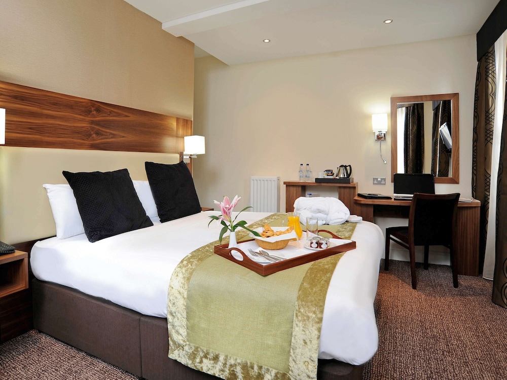 London Bloomsbury Square Hotel 24/71