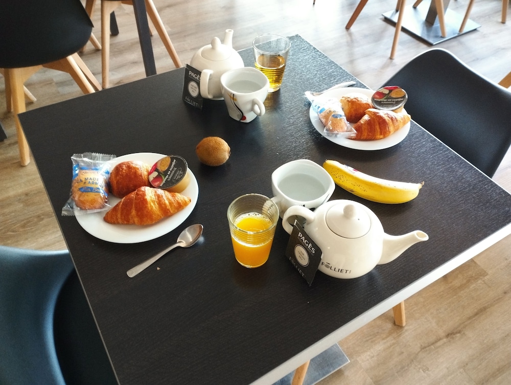 Brit Hotel Guingamp L Armor 32/50