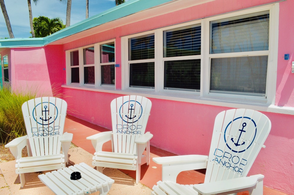 Drop Anchor Resort and Marina 5/50