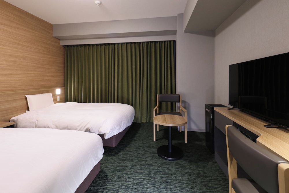 BASIC, TWIN BEDS