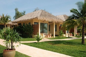 Villa Phra Chan Resort 12/15