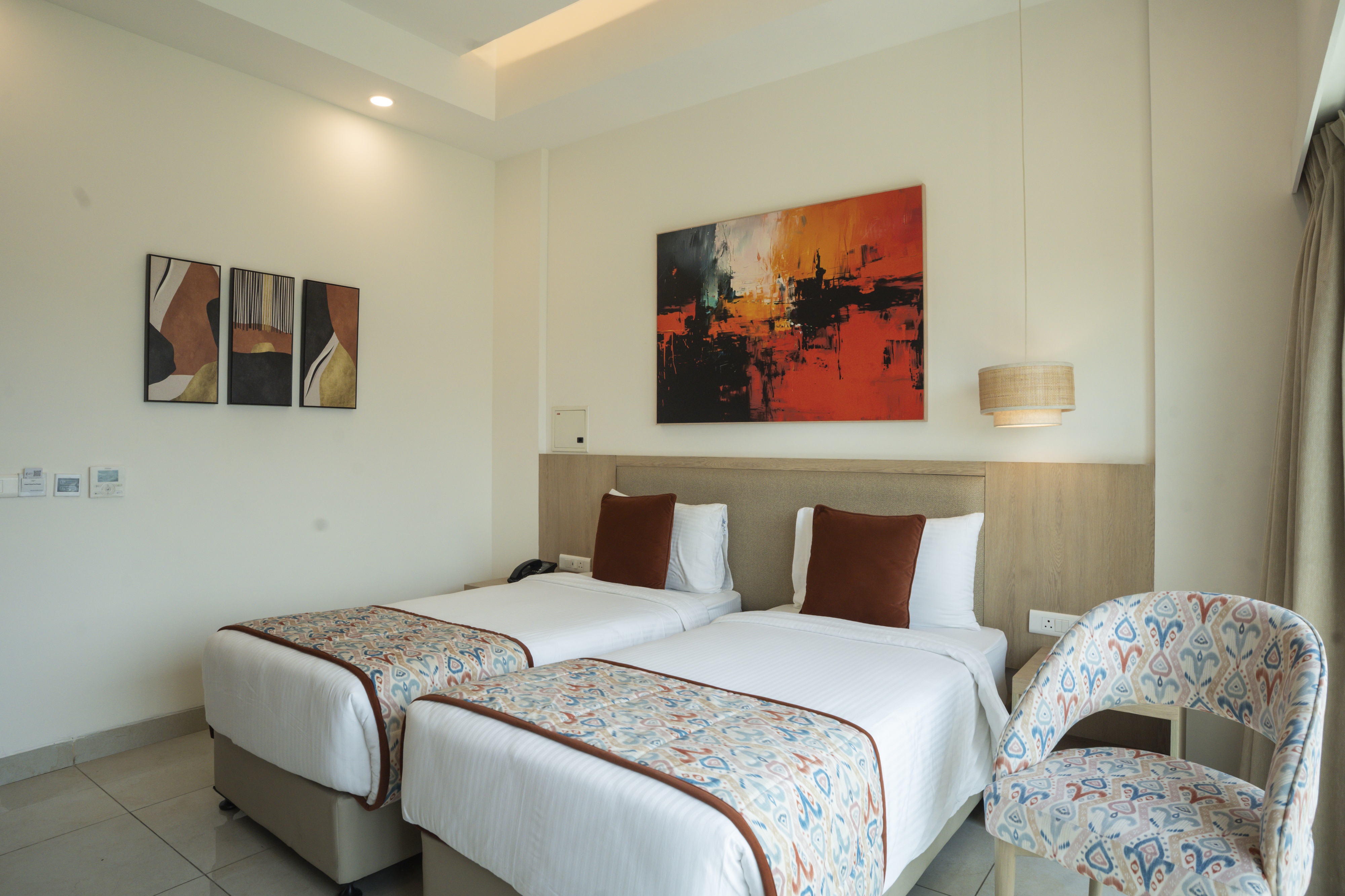 AR Suites KLJ Square 12/50
