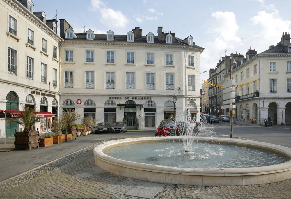 Hotel de Gramont Pau 55/62