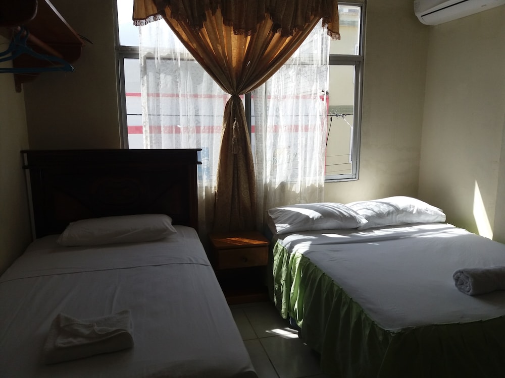 Miconia Hostal 39/49