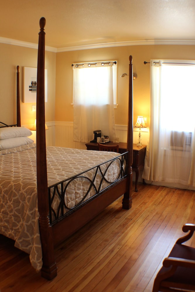 San Anselmo Inn B&B 26/57