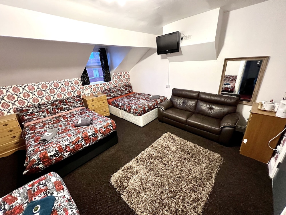 Blackpool Central Hotel 35/50