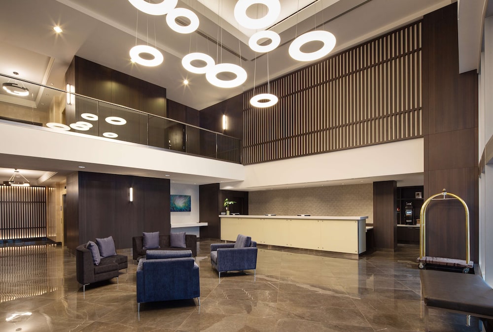 Hilton Vancouver Metrotown 5/51