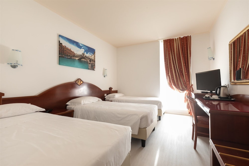 NOVENTA HOTEL 14/54