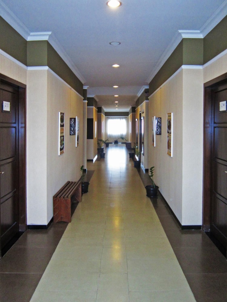 C3 Hotel Ungaran 4/33