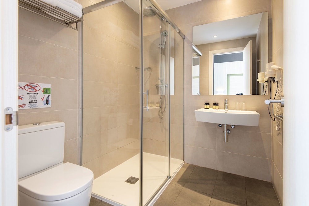 Hostal Plaza Goya Bcn 30/32