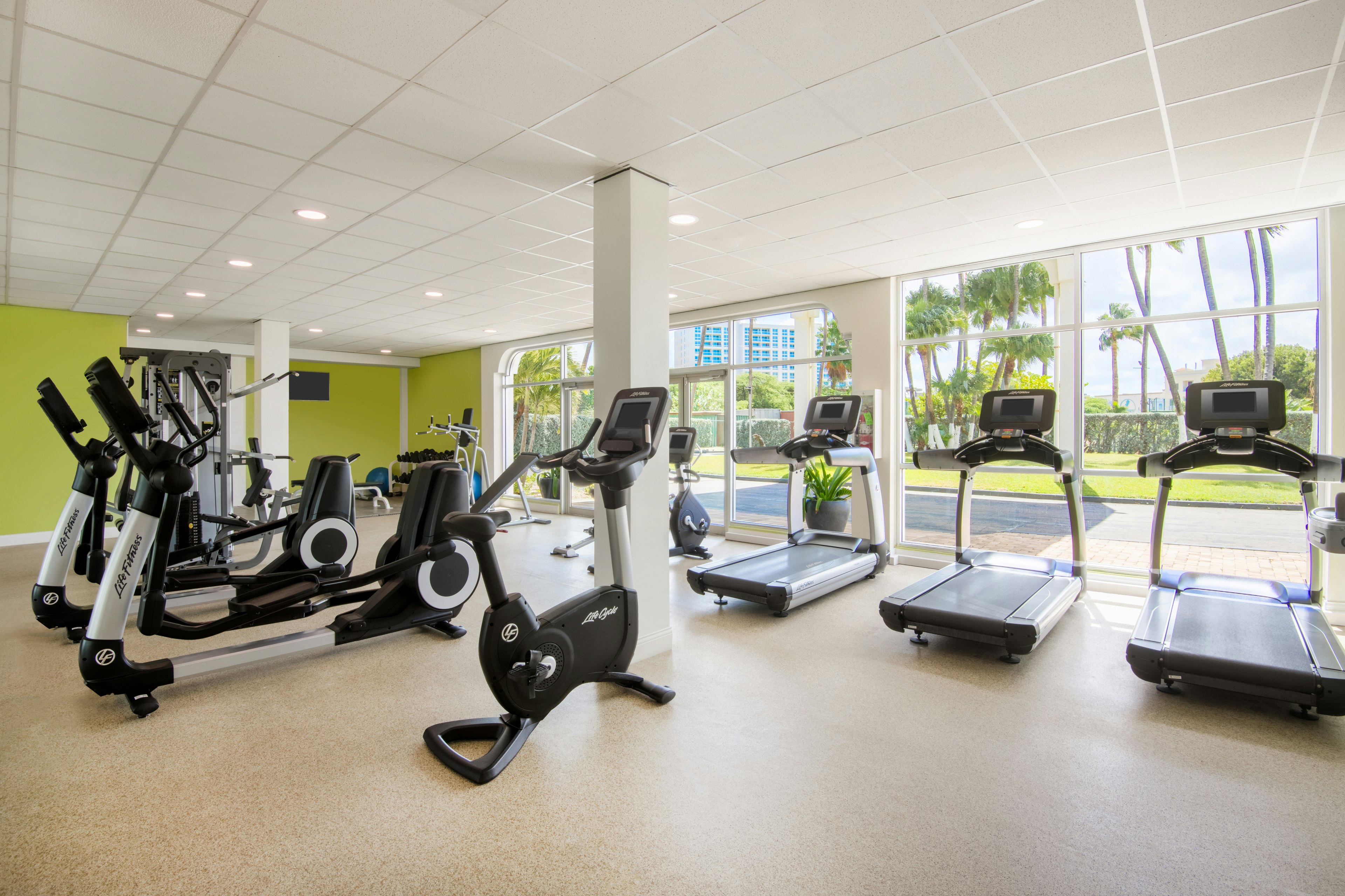 Holiday Inn Resort Aruba-Beach 45/77