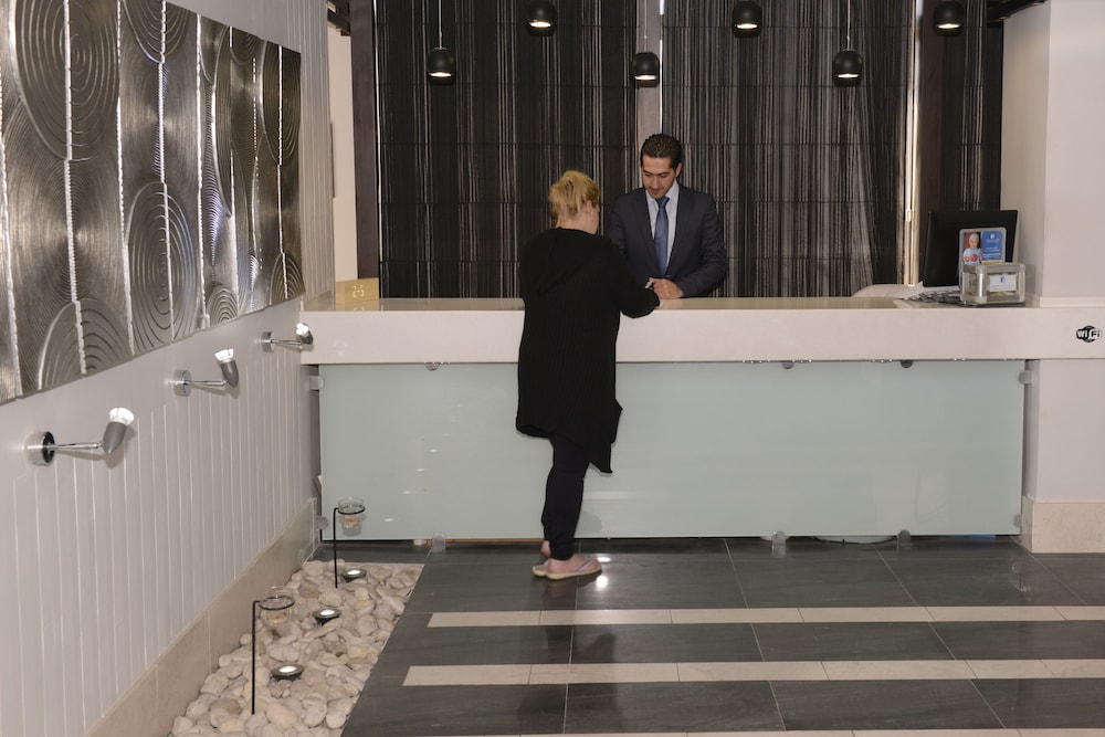 Crystal Suites 1/25