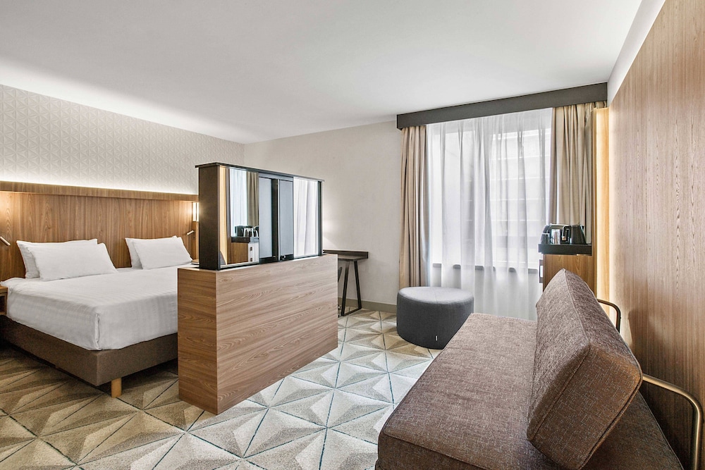 Courtyard by Marriott Paris Porte de Versailles 8/34