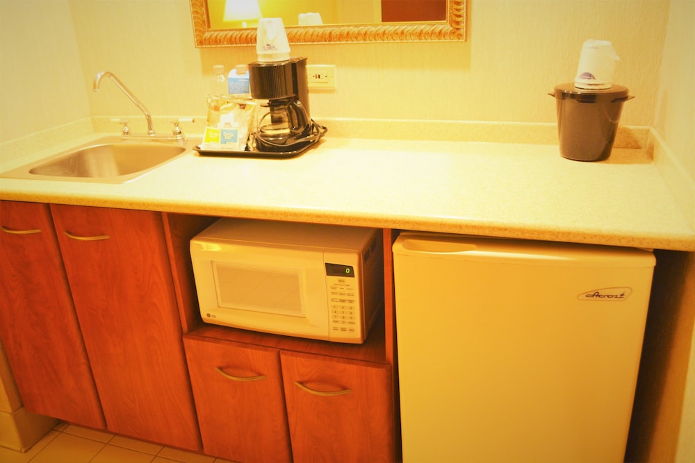 Hampton Inn By Hilton Saltillo 43/78