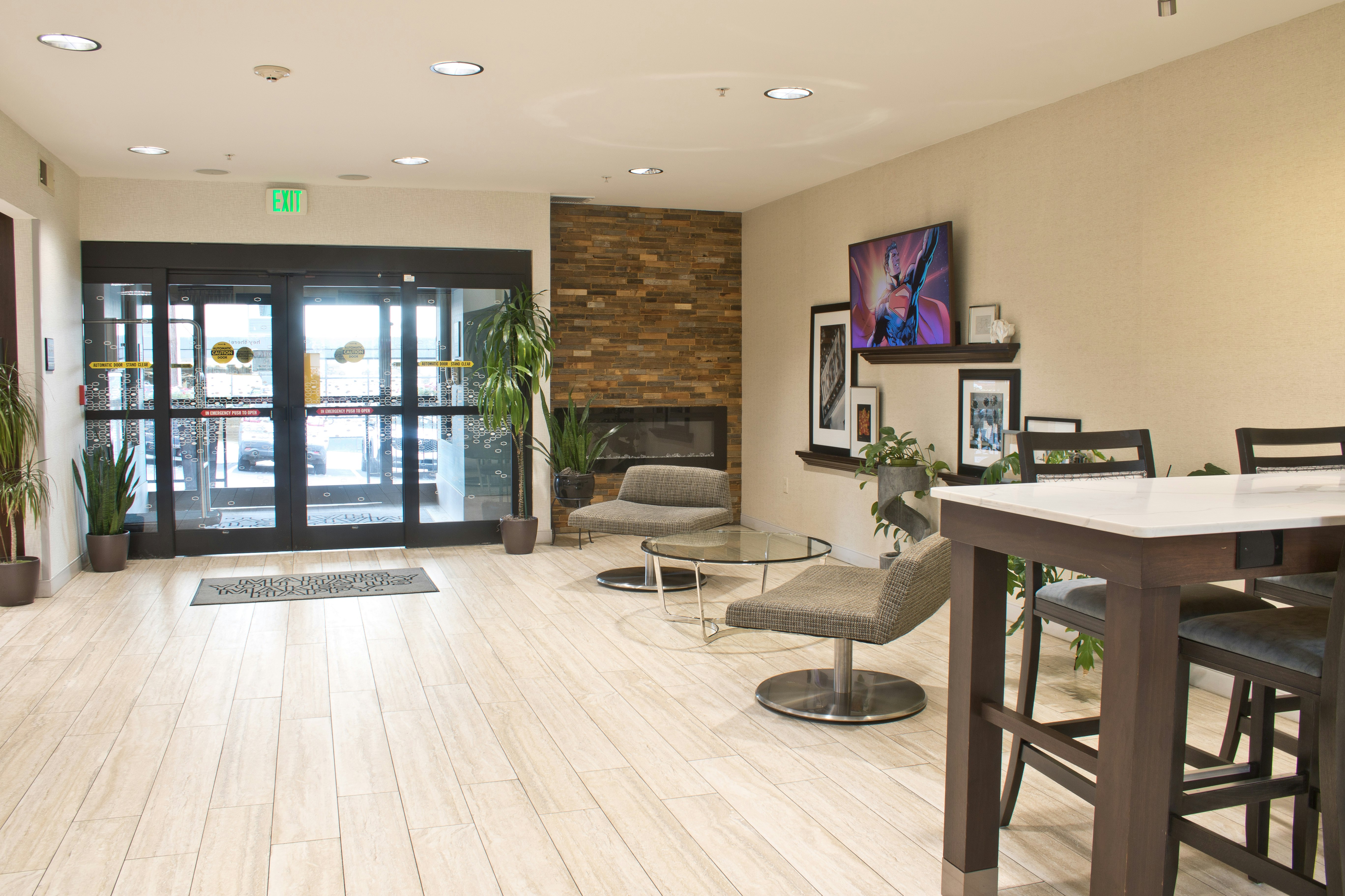 Hampton Inn Suites Denver Speer Boulevard 30/42