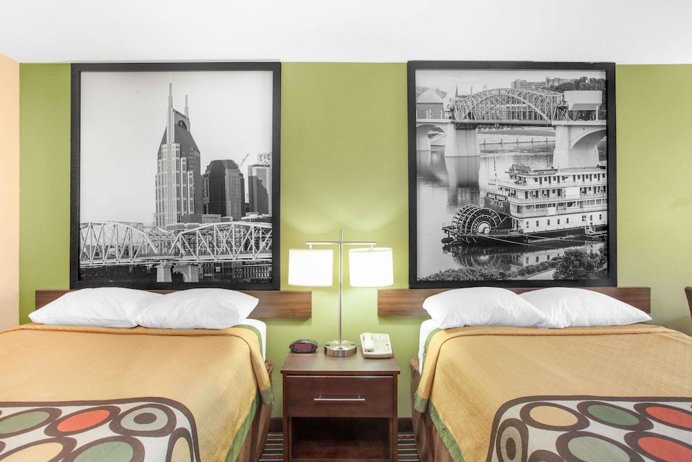 Super 8 by Wyndham Nashville West 21/41