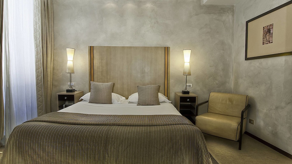 Intown Luxury House 15/55