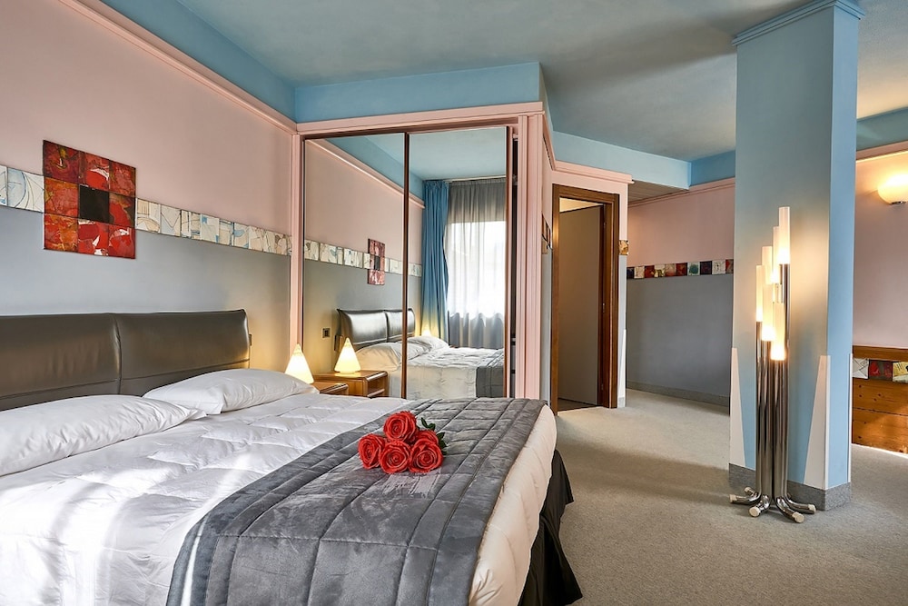 Albornoz Palace Hotel 18/71
