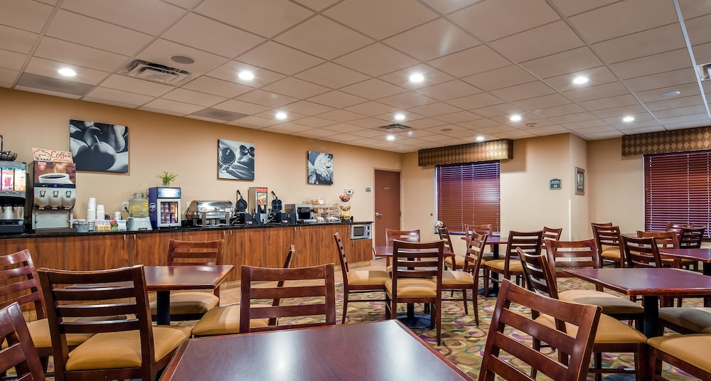 Best Western Plus Victor Inn & Suites 30/35