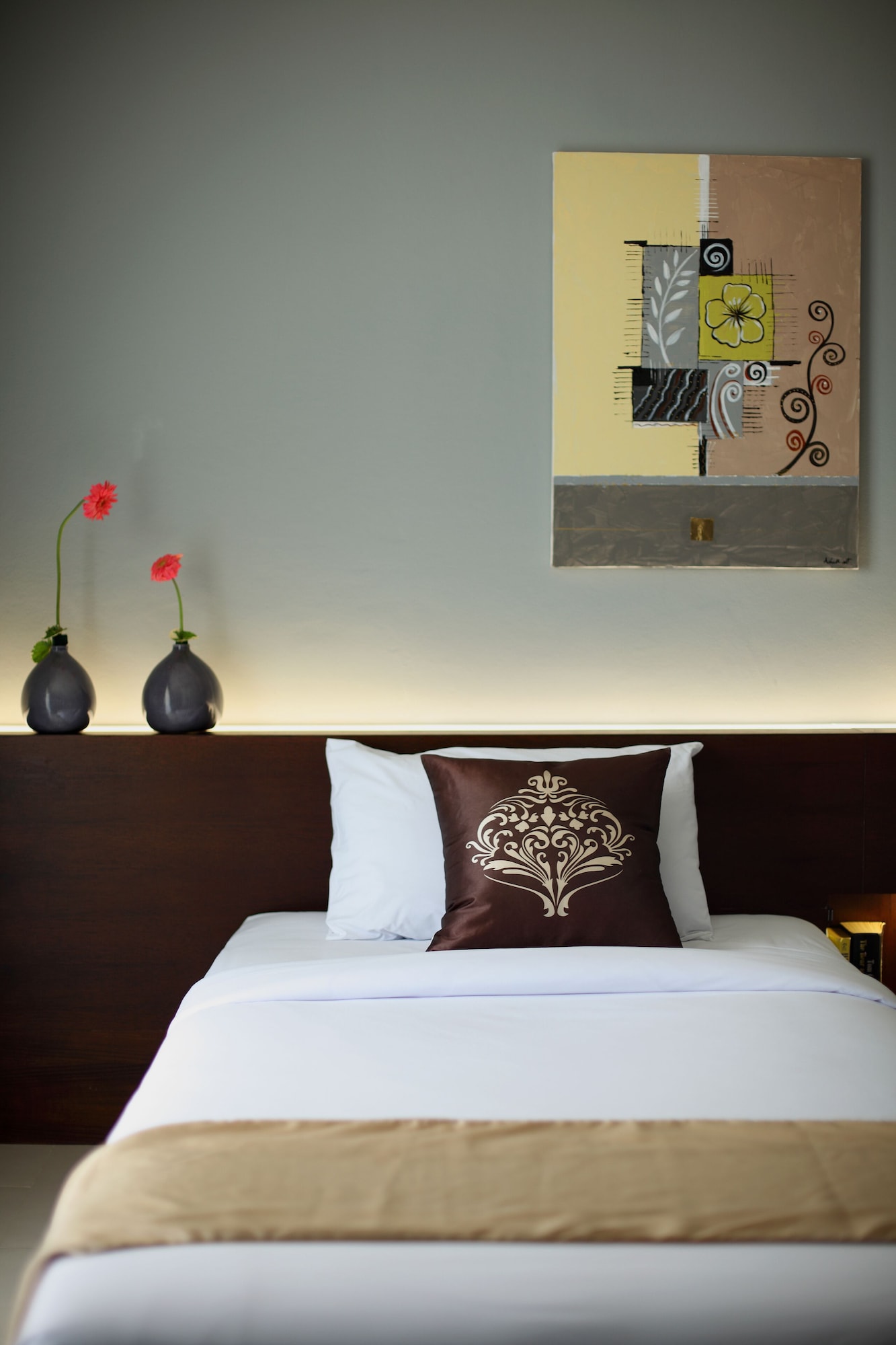 SUPERIOR, TWIN BEDS