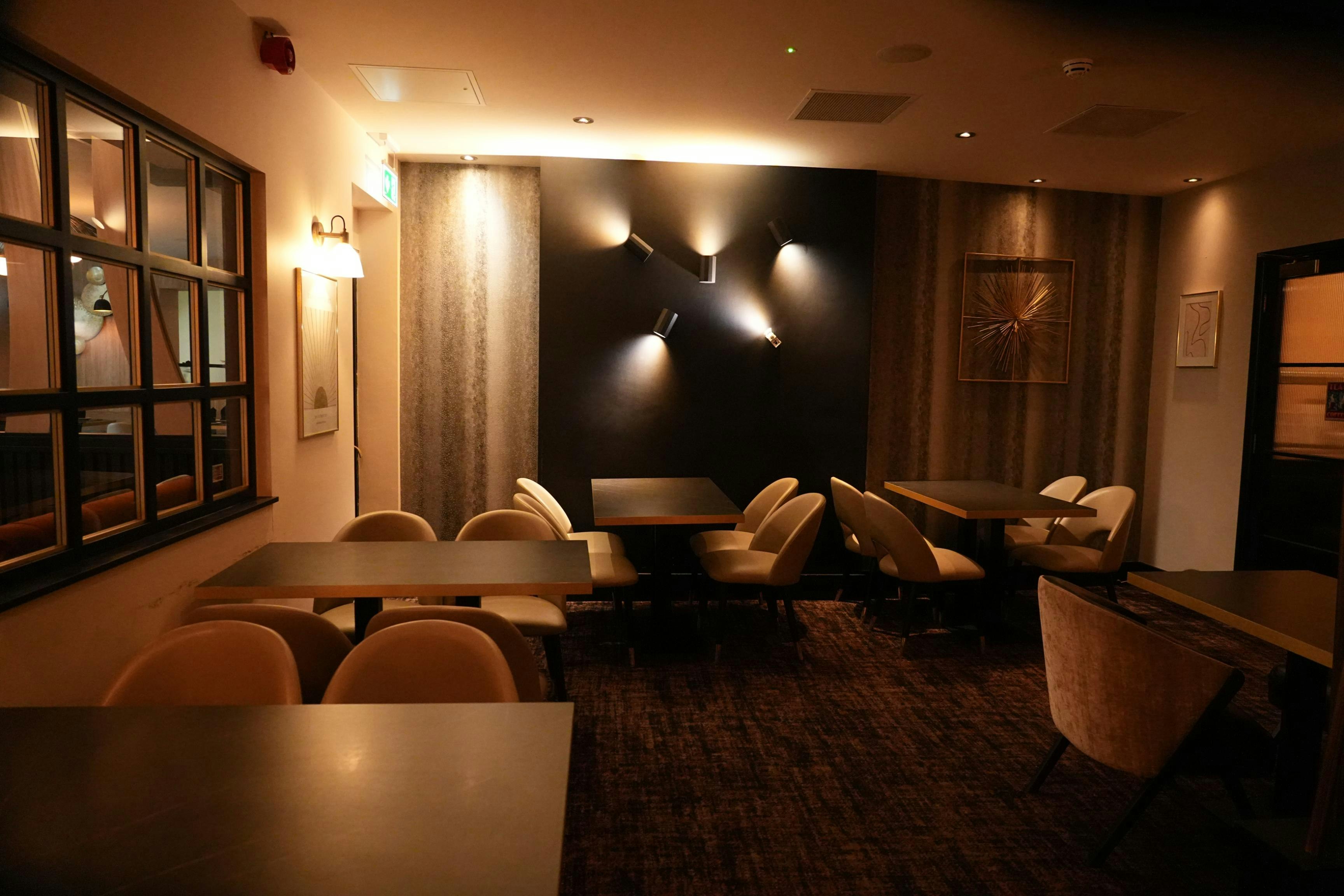 The Continental Hotel, Derby 44/64