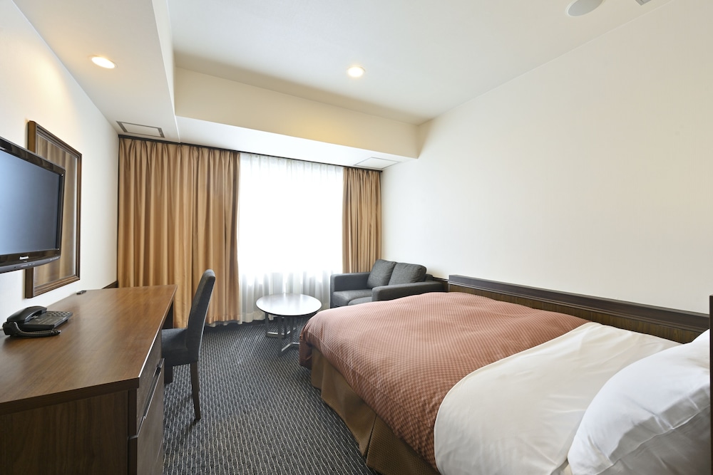 Sun Okinawa Hotel 13/50