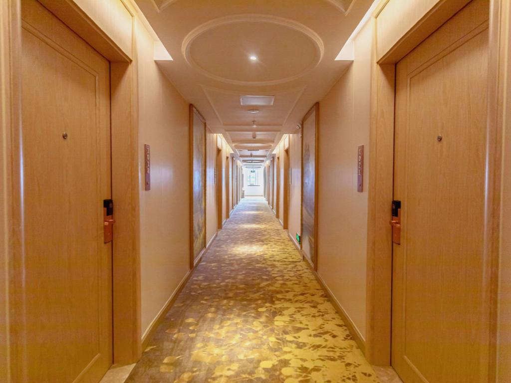 Vienna Hotel Shenzhen Baoan Chuangye Road 31/56