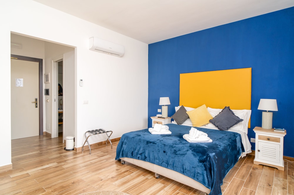 Room at Smy Civico Zero, TARQUINIA