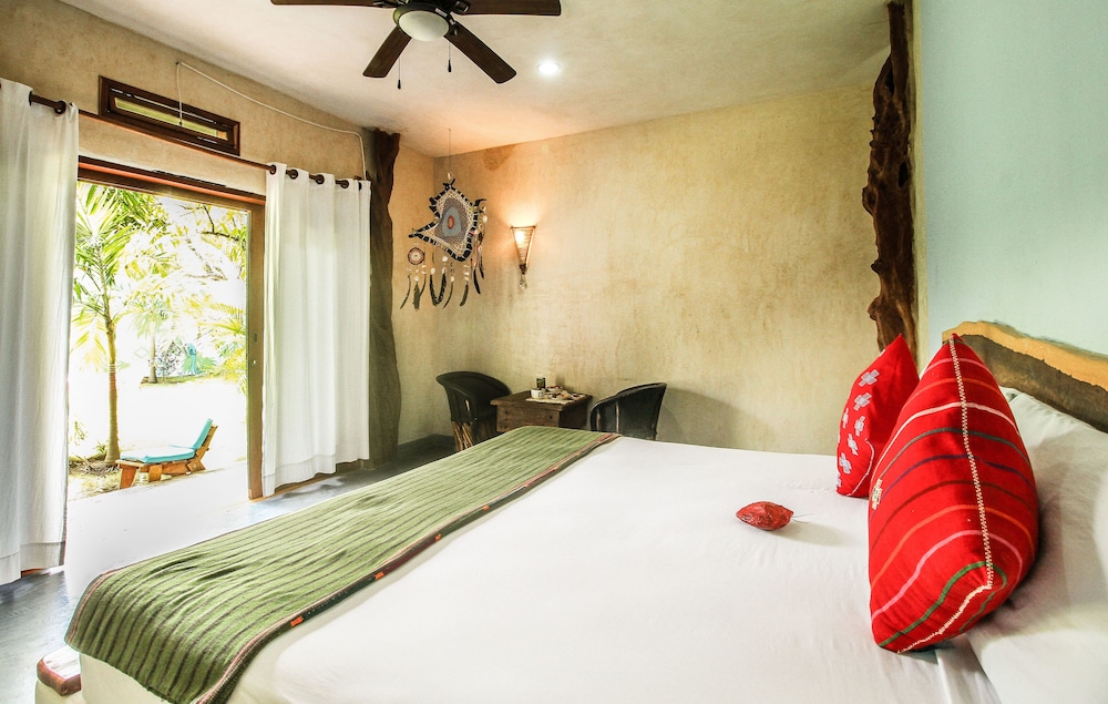 ROOM, KING BED, GARDEN VIEW, PRIVATE BATHROOM, TERRACE