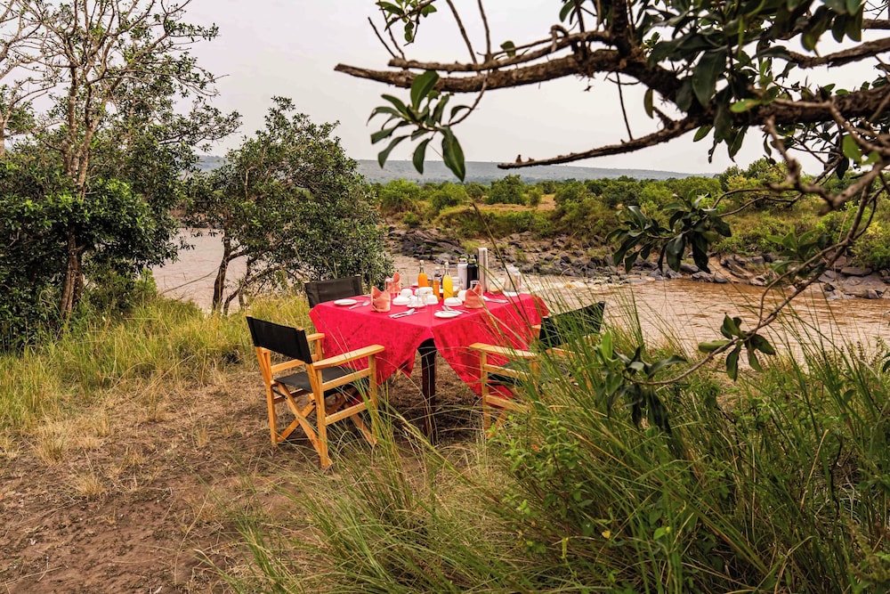 ROYAL MARA SAFARI LODGE 31/33