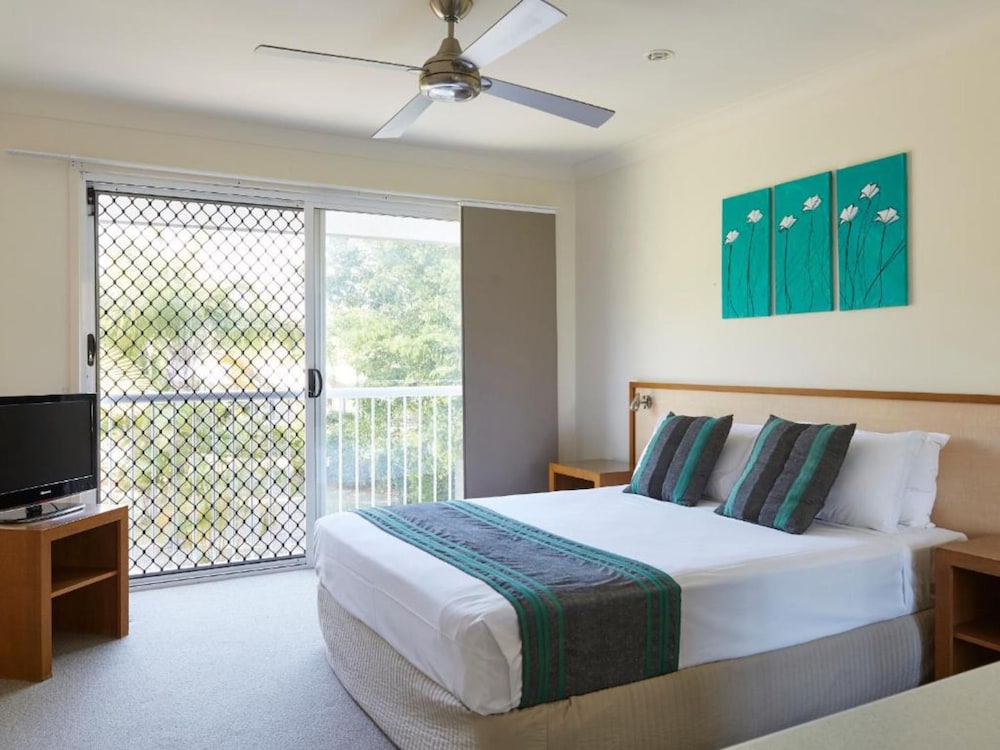 NRMA Treasure Island Holiday Resort 27/74