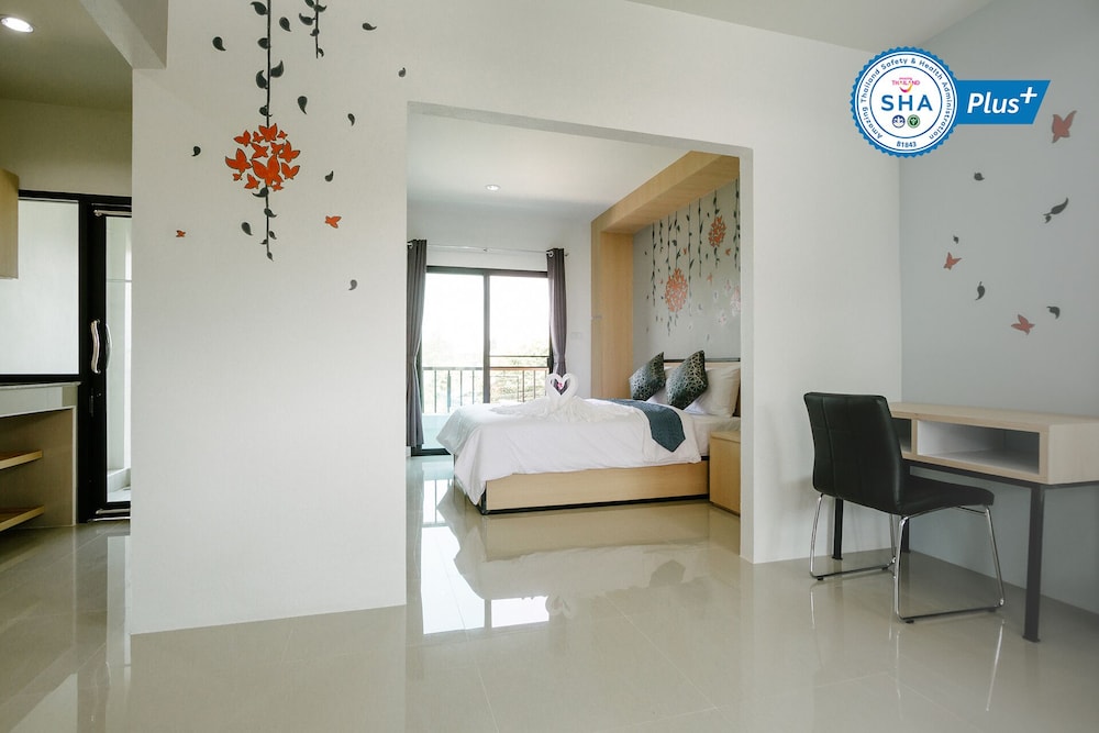 Deluxe, Studio, Queen Bed, Balcony, Sirimunta Hotel Chiang Rai Suite & Residence 6/7