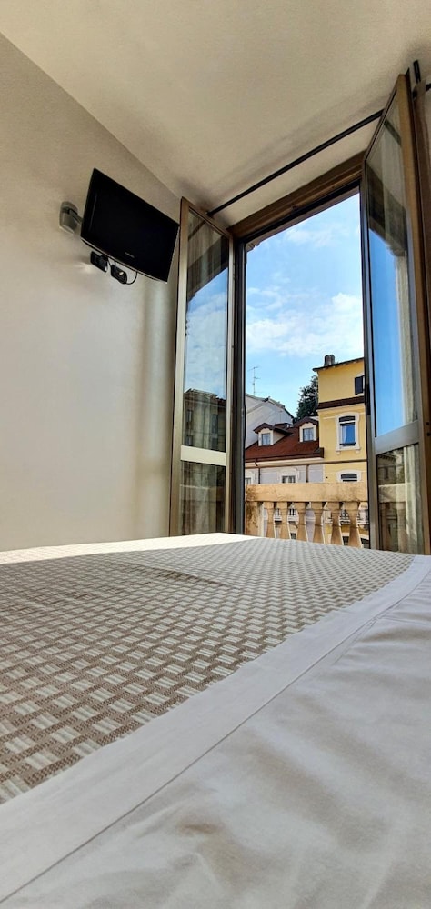 Hotel Mondial 14/55
