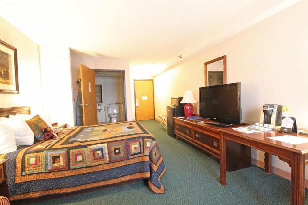 Black Bear Inn, an Ascend Collection Hotel 20/69