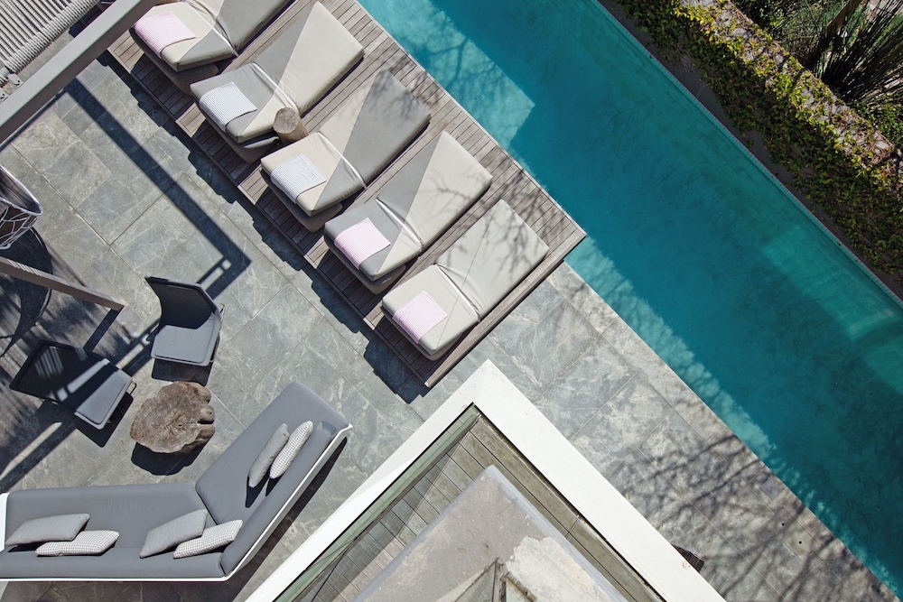 Pod Camps Bay 3/70