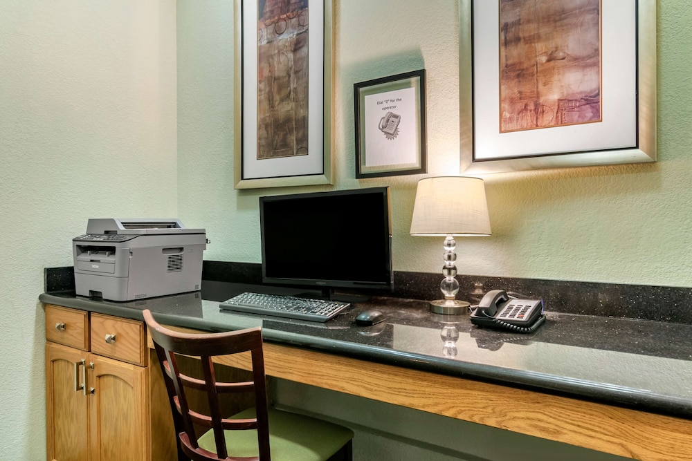 Best Western Plus Columbia Inn 48/53