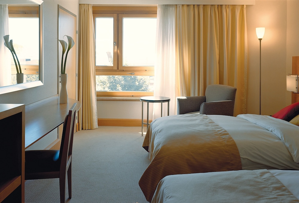 MOVENPICK HOTEL LAUSANNE 26/79