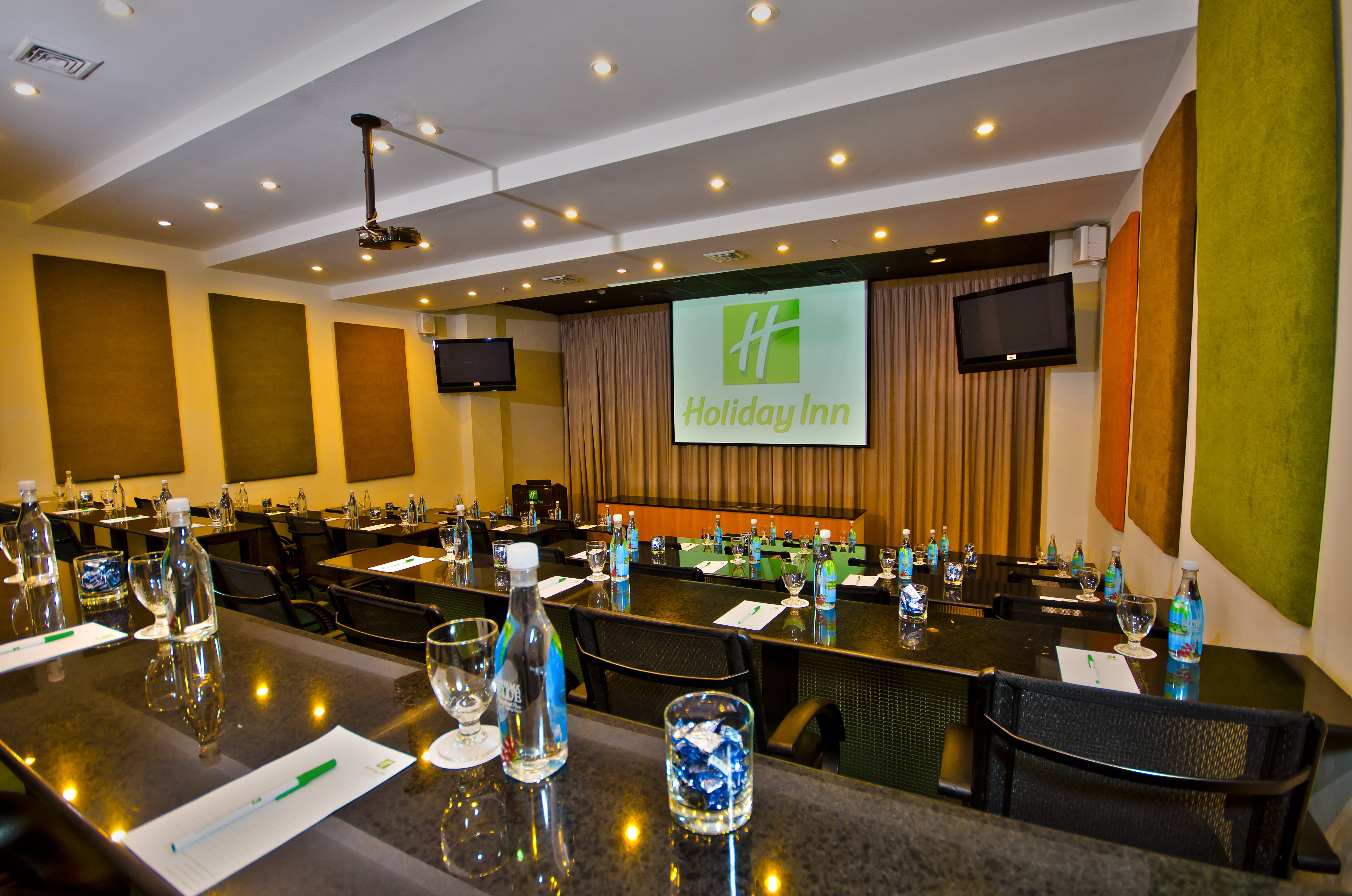 Holiday Inn Panama Canal 33/50