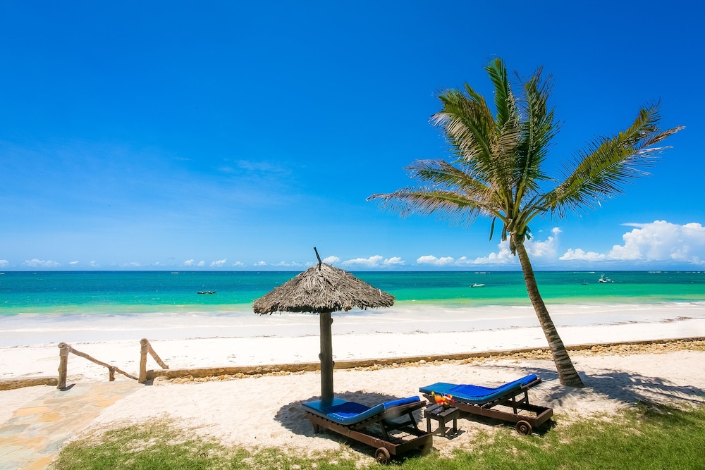 DIANI SEA RESORT 35/50