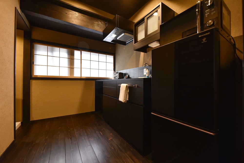 Rinn Premium Koki West/East 4/27