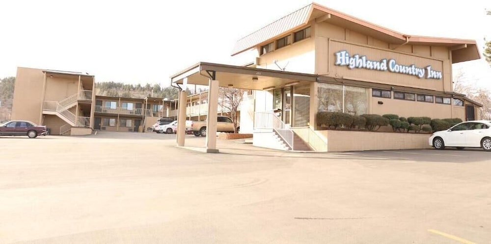 Highland Country Inn 50/55
