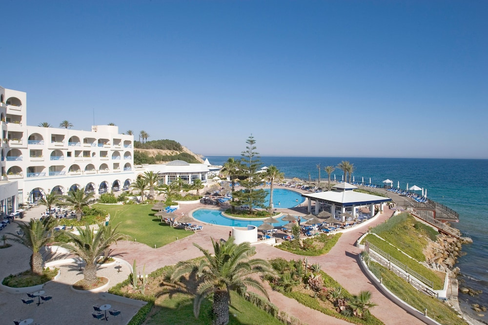 Regency Monastir 44/50