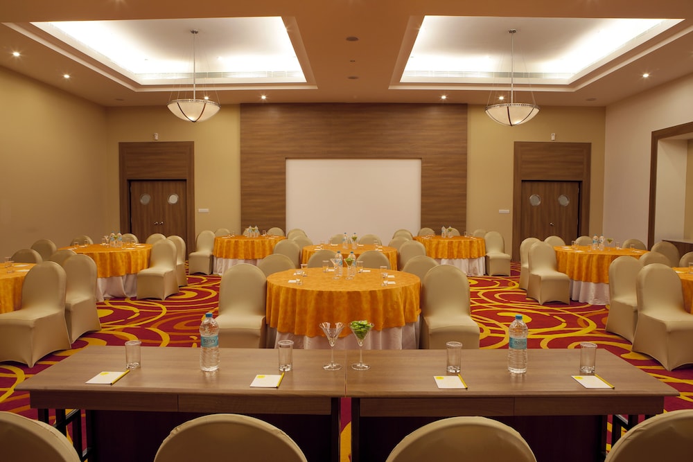 Lemon Tree Hotel Banjara Hills 26/30