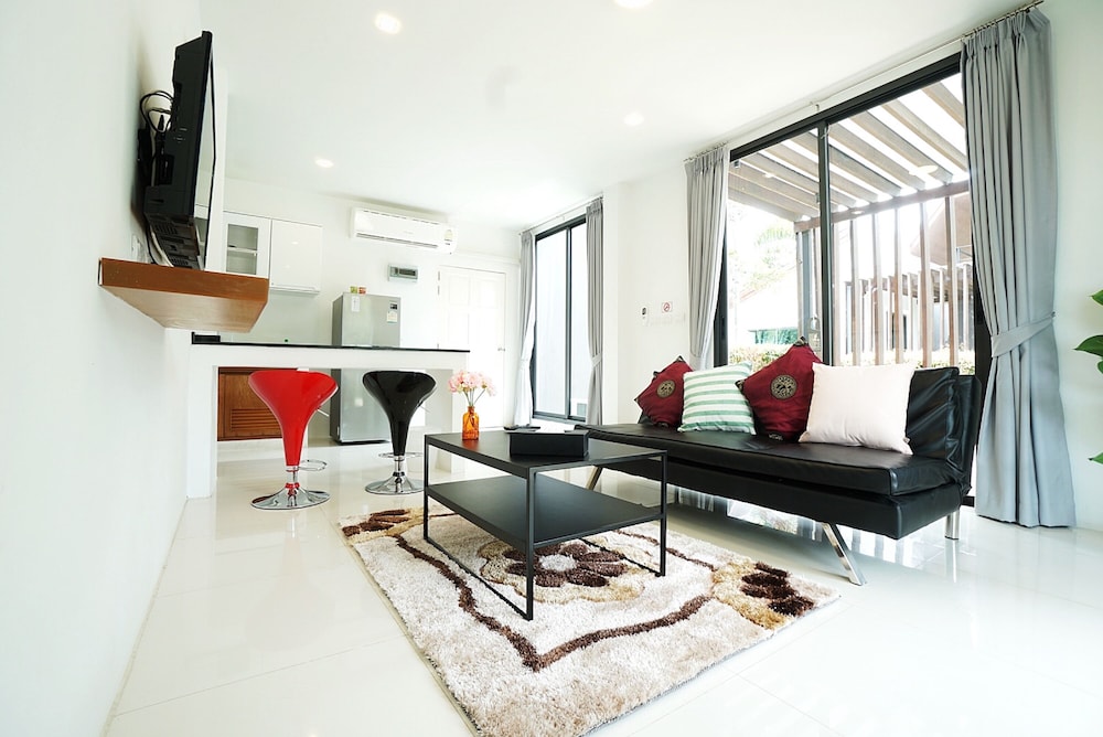 Nariya Bayfront Phuket 39/50